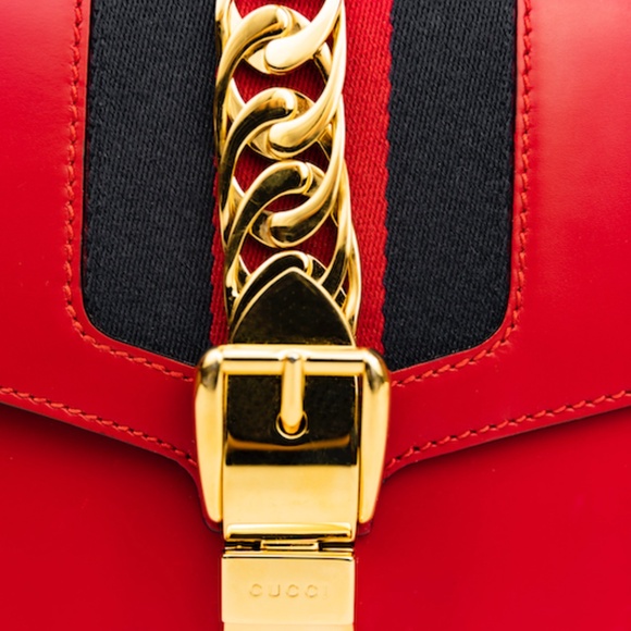 ❌SOLD❌Gucci Medium Sylvie Bag Red - Picture 2 of 13
